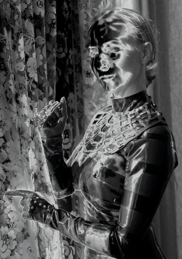 Strenge Damen - Solarisiert